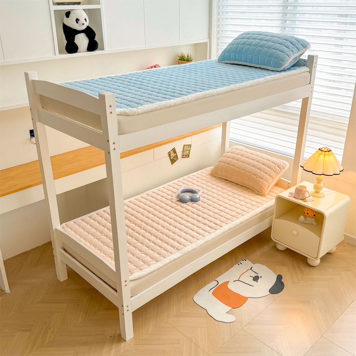 91家纺网 家纺一手货源 找家纺 雯豆家纺 雯豆2025冬季新品牛奶绒床垫床护垫学生上下铺床褥子纯色绒垫子牛奶绒床褥-山茶杏