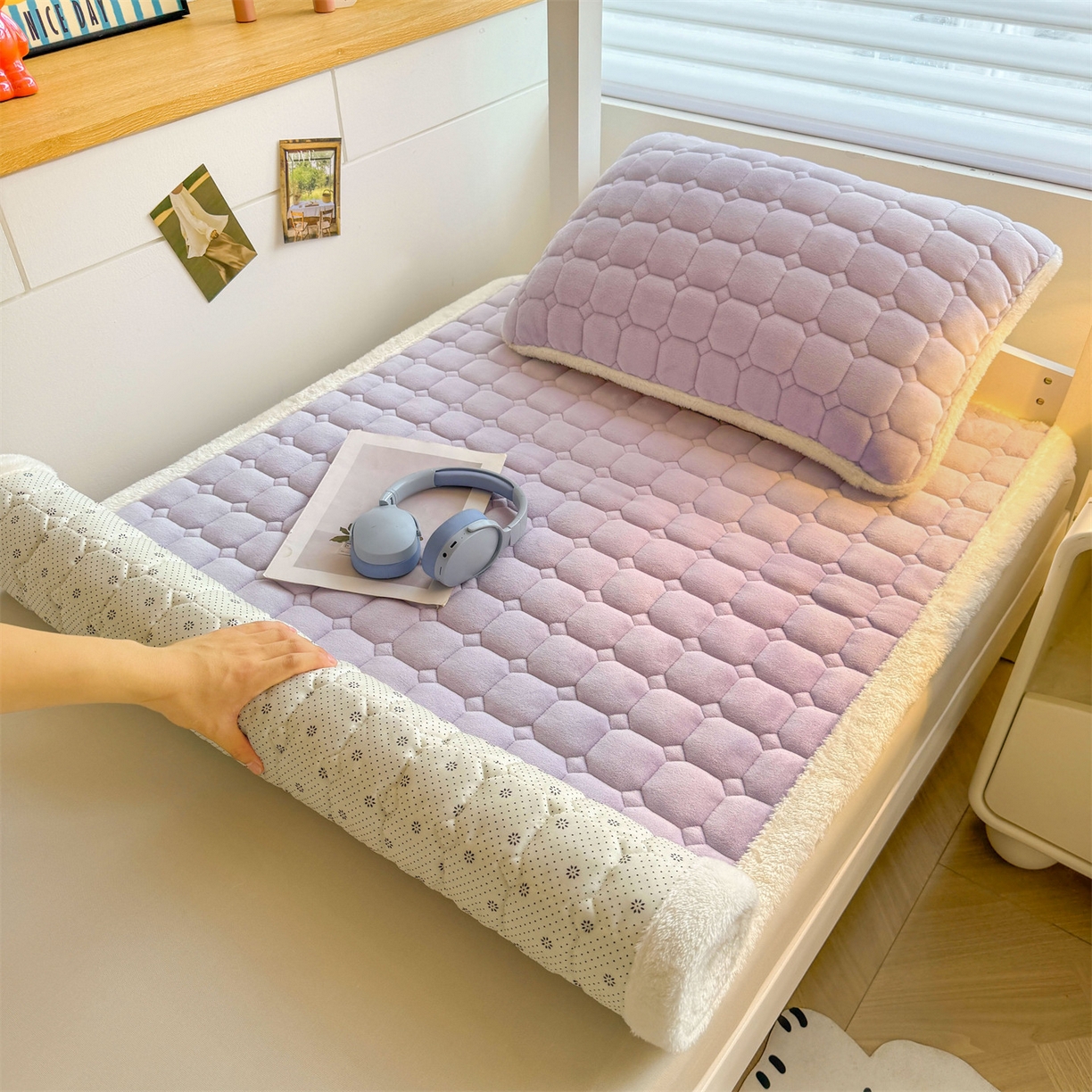 91家纺网 家纺一手货源 找家纺 雯豆家纺 雯豆2025冬季新品牛奶绒床垫床护垫学生上下铺床褥子纯色绒垫子牛奶绒床褥-雪青