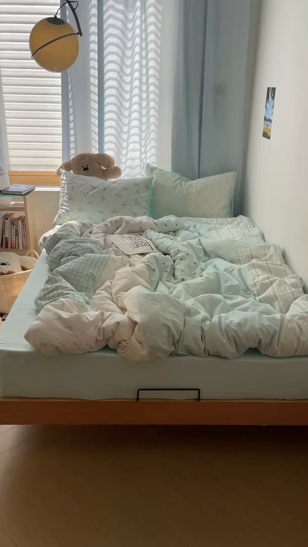 91家纺网 家纺一手货源 找家纺 轻奢坊 2025新款原创少女心拼布风数码印花水洗棉四件套 绿野仙踪