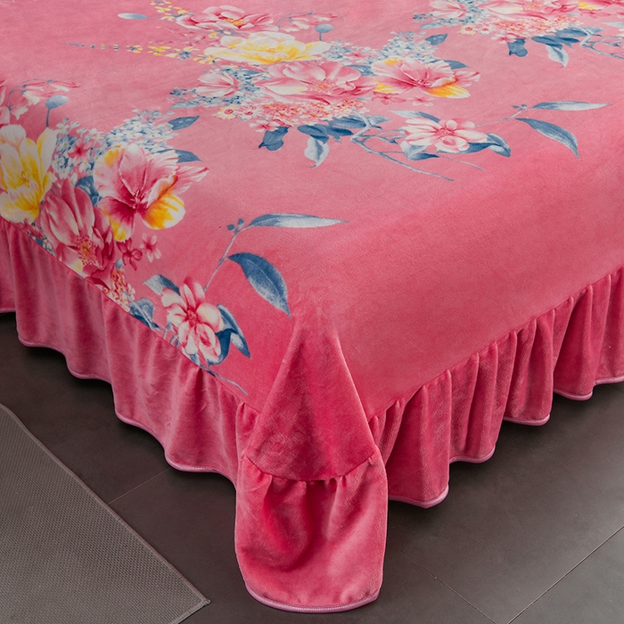 91家纺网 家纺一手货源 找家纺 千嘻汇 2025新款7斤牛奶绒金貂法莱绒床裙款保暖绒四件套 粉黛佳人