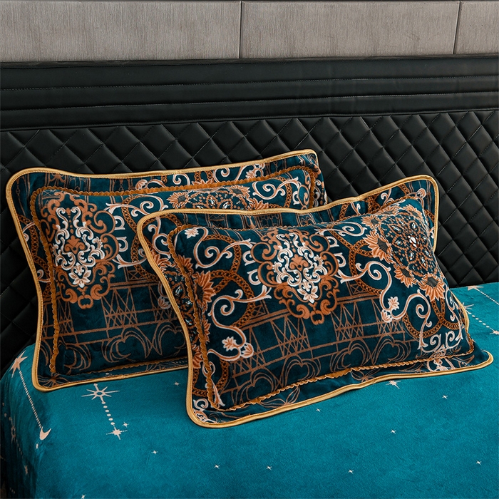 91家纺网 家纺一手货源 找家纺 千嘻汇 2025新款7斤牛奶绒金貂法莱绒床裙款保暖绒四件套 流星花园