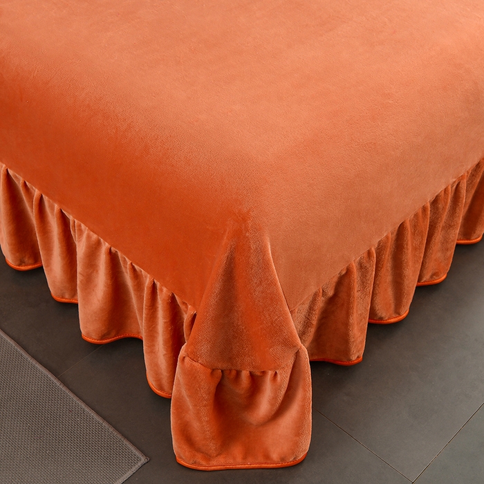 91家纺网 家纺一手货源 找家纺 千嘻汇 2025新款7斤牛奶绒金貂法莱绒床裙款保暖绒四件套 漫步花香