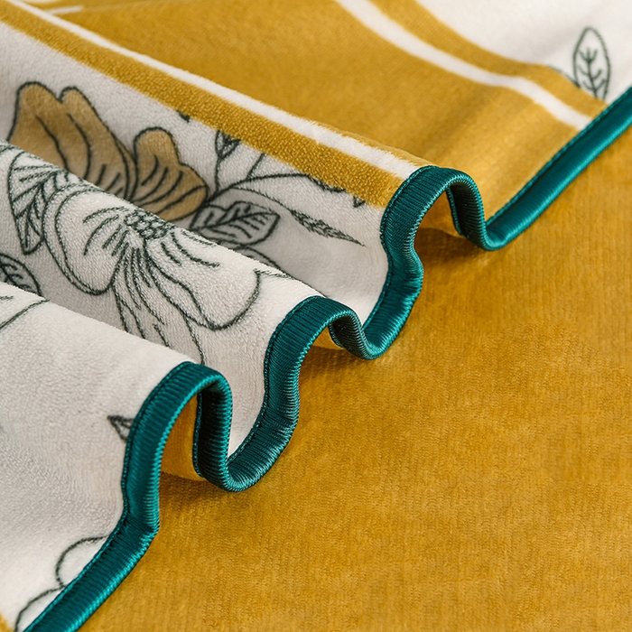 91家纺网 家纺一手货源 找家纺 千嘻汇 2025新款7斤牛奶绒金貂法莱绒床裙款保暖绒四件套 翩翩起舞