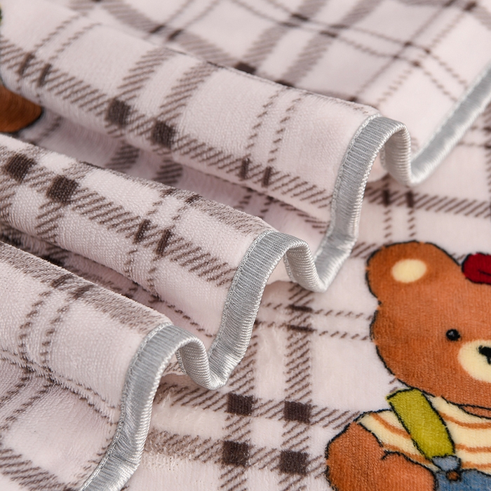 91家纺网 家纺一手货源 找家纺 千嘻汇 2025新款7斤牛奶绒金貂法莱绒床裙款保暖绒四件套 小熊日记