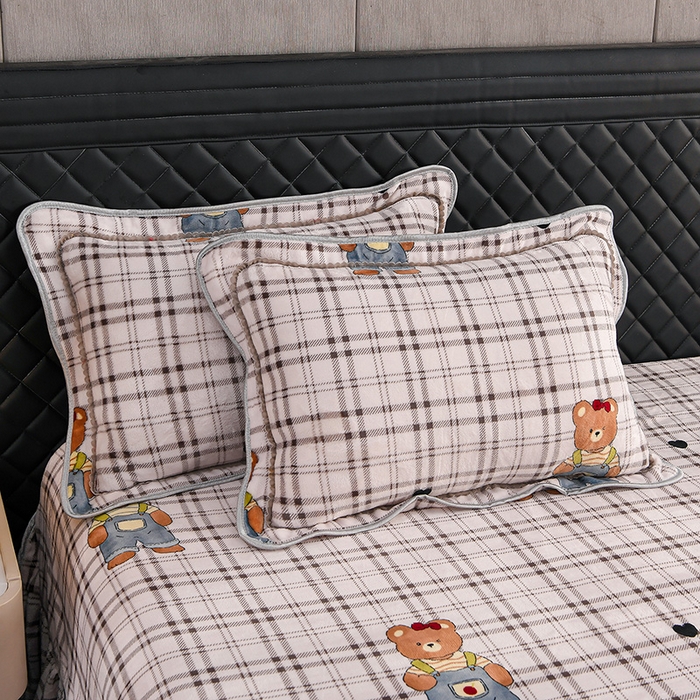 91家纺网 家纺一手货源 找家纺 千嘻汇 2025新款7斤牛奶绒金貂法莱绒床裙款保暖绒四件套 小熊日记