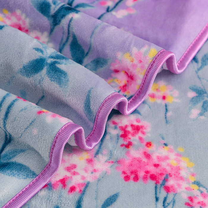 91家纺网 家纺一手货源 找家纺 千嘻汇 2025新款7斤牛奶绒金貂法莱绒床裙款保暖绒四件套 幸运草