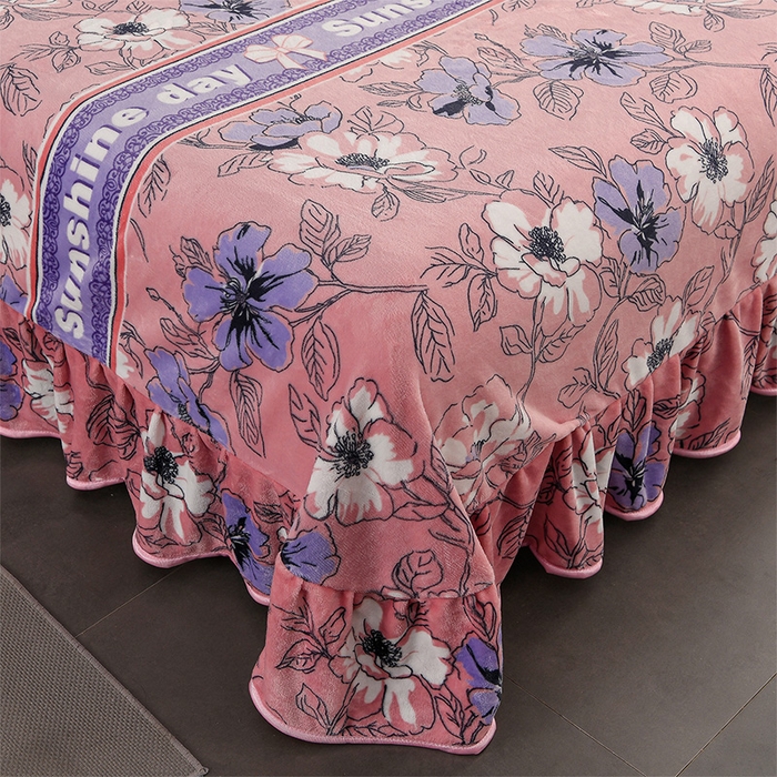 91家纺网 家纺一手货源 找家纺 千嘻汇 2025新款7斤牛奶绒金貂法莱绒床裙款保暖绒四件套 花语