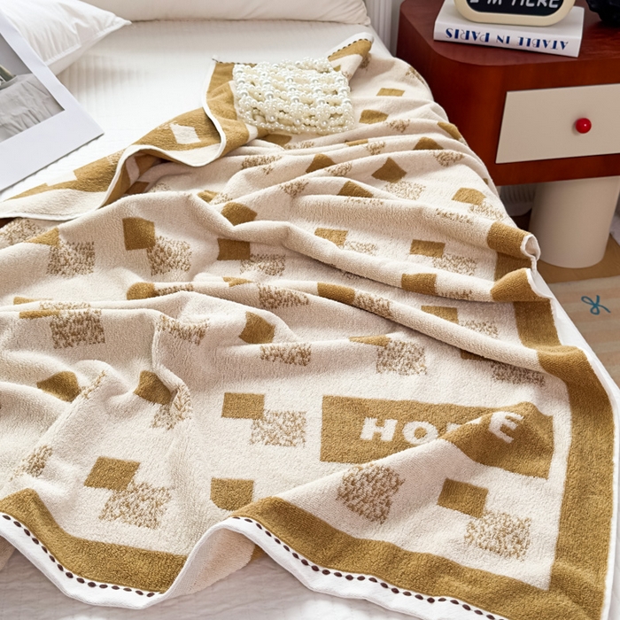 91家纺网 家纺一手货源 找家纺 悦然毛巾被 2025新款全棉毛圈浴巾盖毯 方格咖70*140