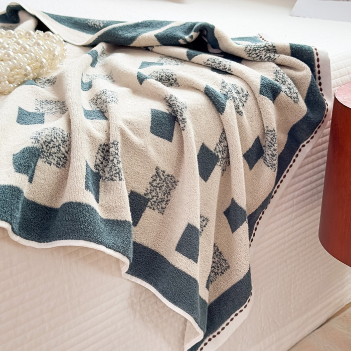 91家纺网 家纺一手货源 找家纺 悦然毛巾被 2025新款全棉毛圈浴巾盖毯 方格蓝70*140