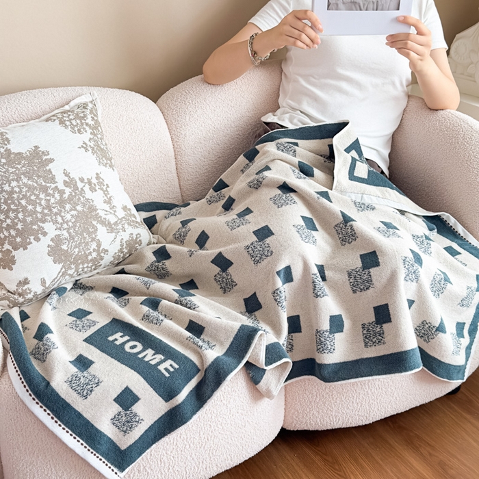 91家纺网 家纺一手货源 找家纺 悦然毛巾被 2025新款全棉毛圈浴巾盖毯 方格蓝70*140