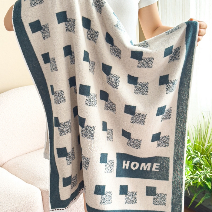 91家纺网 家纺一手货源 找家纺 悦然毛巾被 2025新款全棉毛圈浴巾盖毯 方格蓝70*140