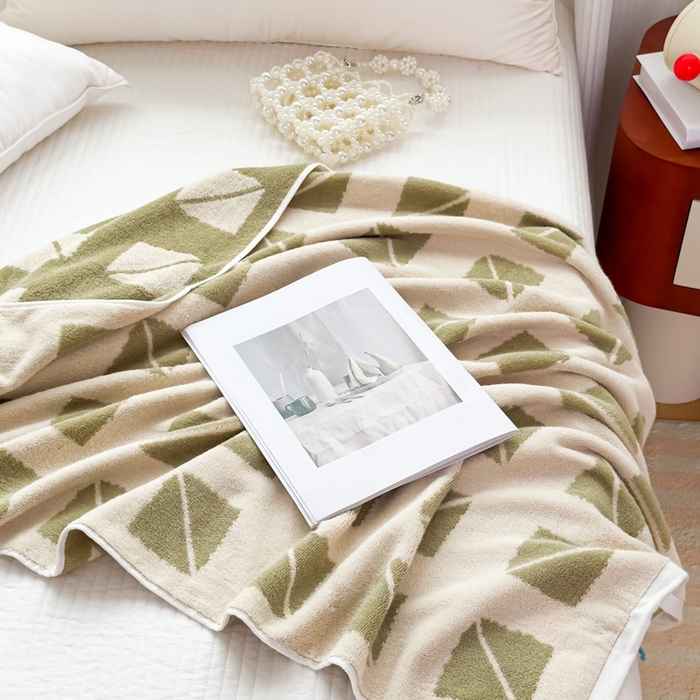 91家纺网 家纺一手货源 找家纺 悦然毛巾被 2025新款全棉毛圈浴巾盖毯 几何绿70*140