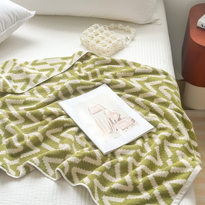 91家纺网 家纺一手货源 找家纺 悦然毛巾被 2025新款全棉毛圈浴巾盖毯 V叶绿70*140