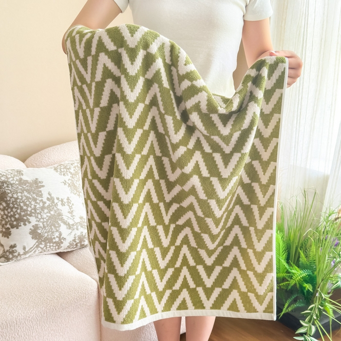 91家纺网 家纺一手货源 找家纺 悦然毛巾被 2025新款全棉毛圈浴巾盖毯 V叶绿70*140