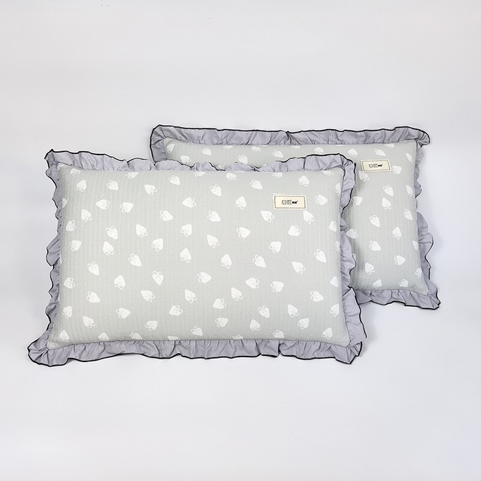 91家纺网 家纺一手货源 找家纺 （总）呦呦南宋 2025新款26度c绗缝款多层结构枕头套超声波夹棉48*74cm一对装单品绣线花边拉链款枕套