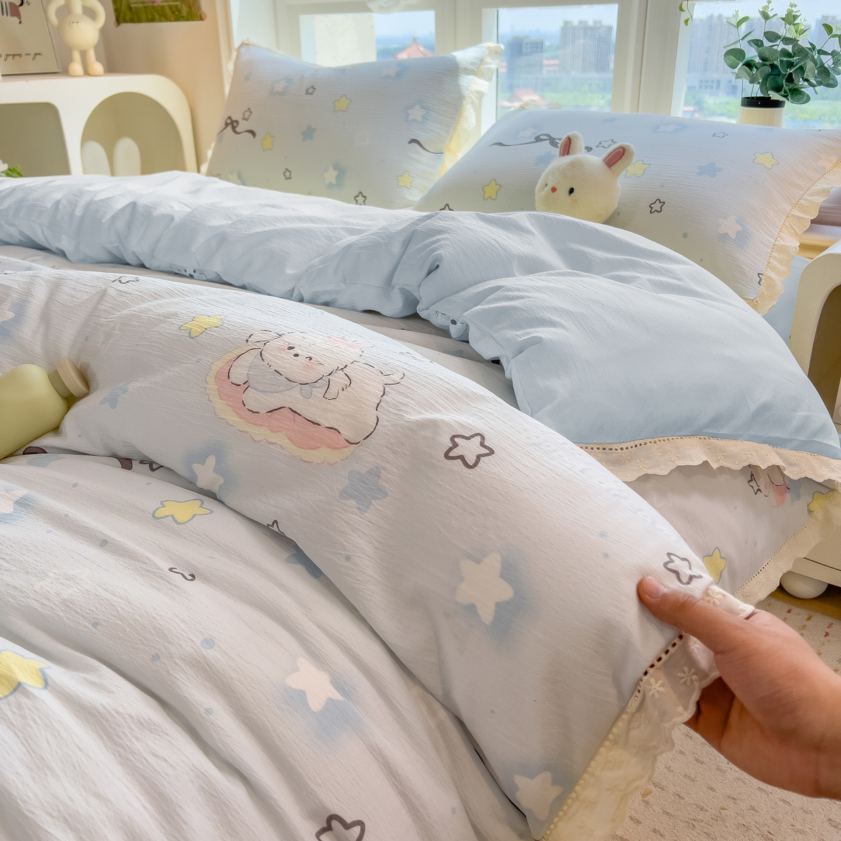 91家纺网 家纺一手货源 找家纺 （总）雯豆家纺2025新品皱皱双层纱四件套镂空花边款三件套