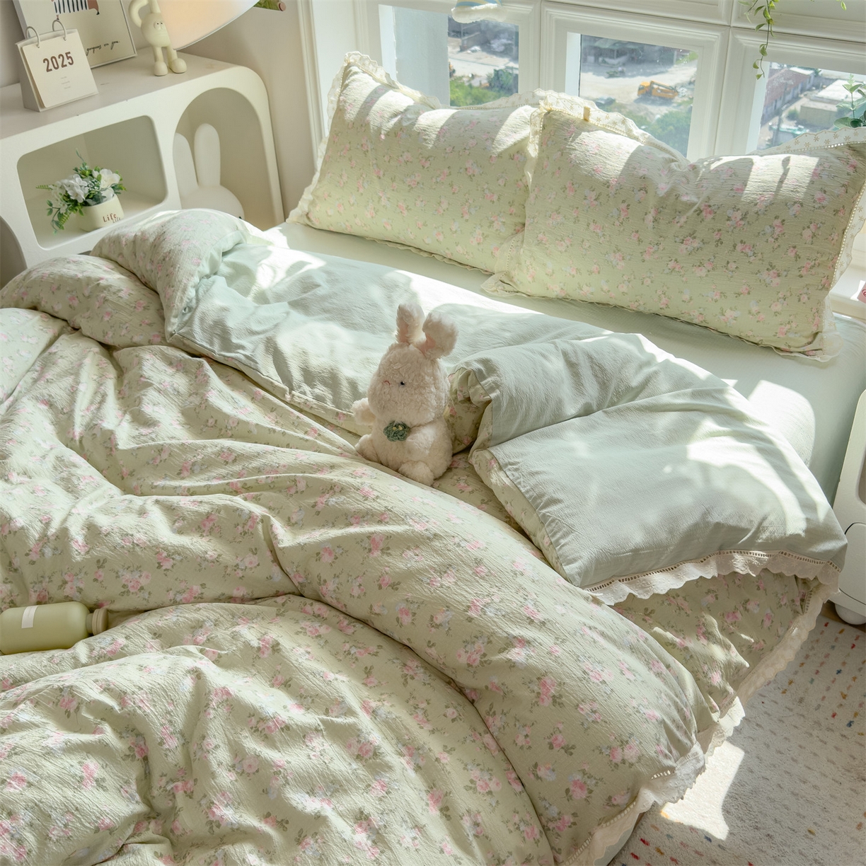 91家纺网 家纺一手货源 找家纺 （总）雯豆家纺2025新品皱皱双层纱四件套镂空花边款三件套