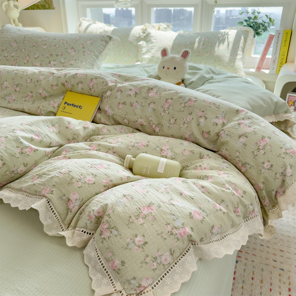 91家纺网 家纺一手货源 找家纺 （总）雯豆家纺2025新品皱皱双层纱四件套镂空花边款三件套