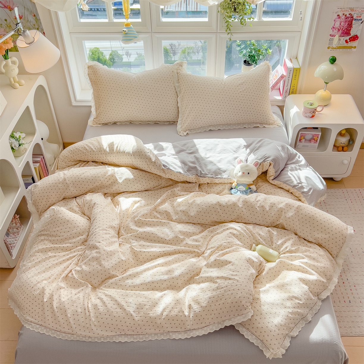 91家纺网 家纺一手货源 找家纺 雯豆家纺2025新品皱皱双层纱四件套镂空花边款三件套 初心