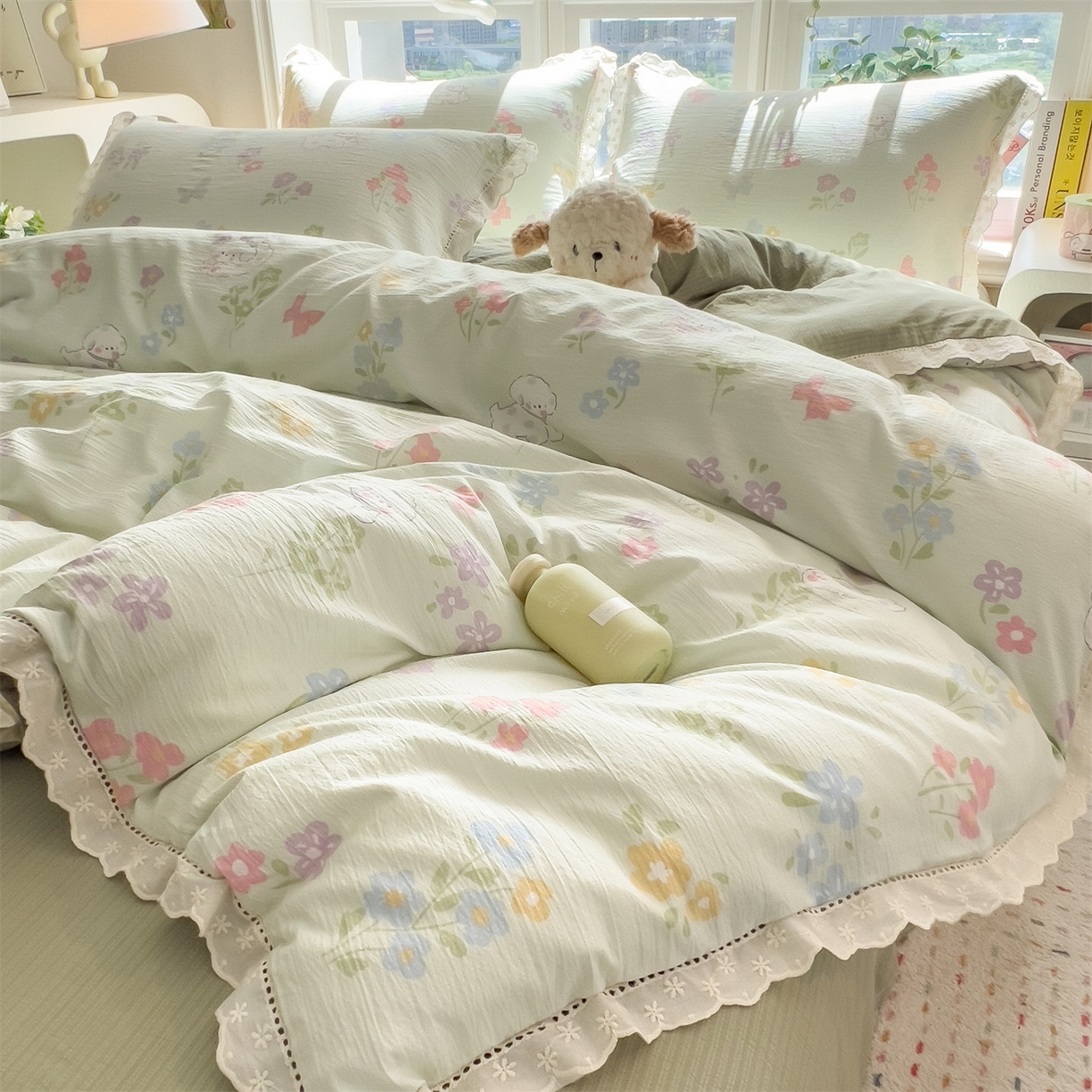 91家纺网 家纺一手货源 找家纺 雯豆家纺2025新品皱皱双层纱四件套镂空花边款三件套 春日小狗