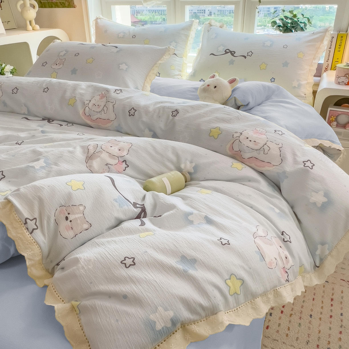 91家纺网 家纺一手货源 找家纺 雯豆家纺2025新品皱皱双层纱四件套镂空花边款三件套 蝴蝶结小猫