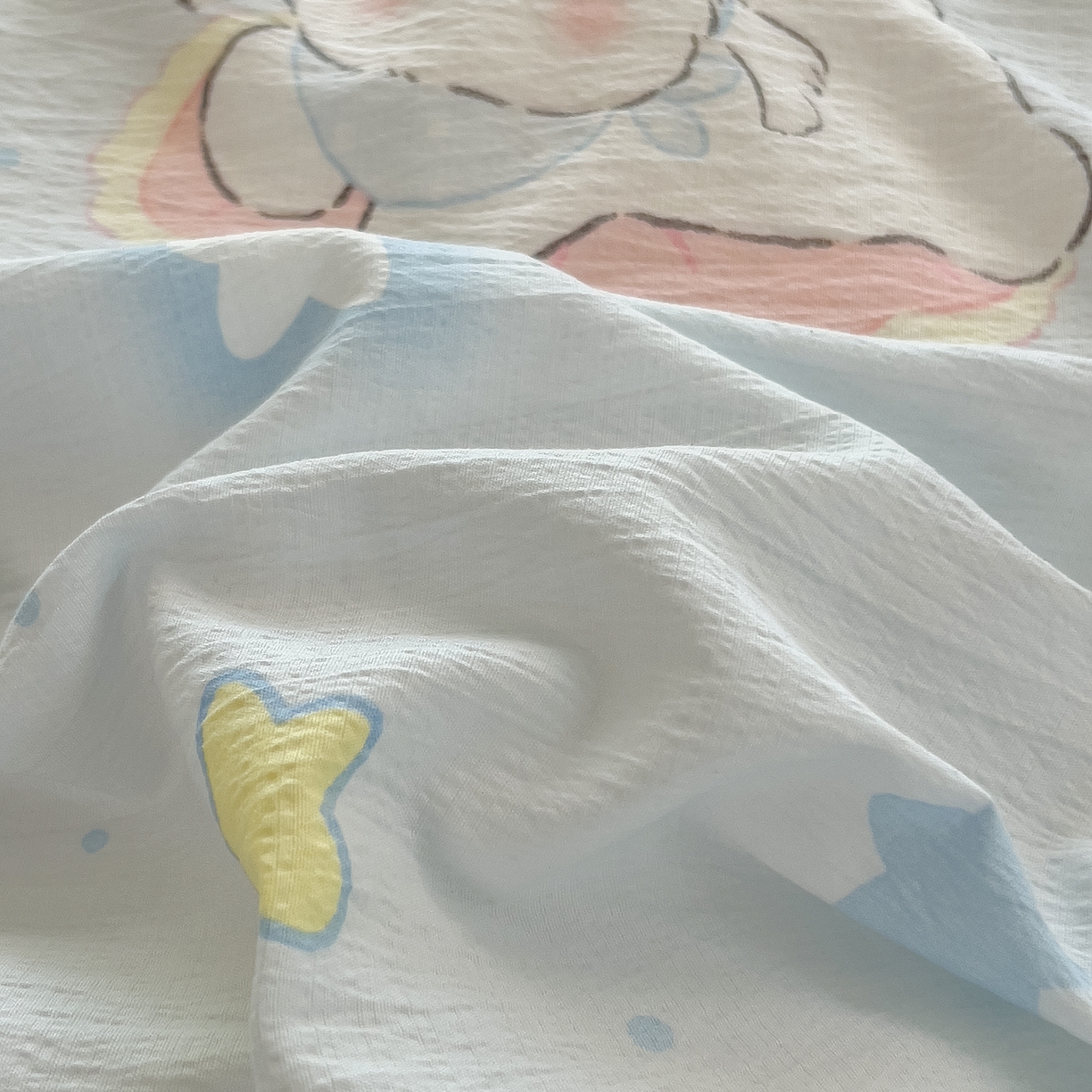 91家纺网 家纺一手货源 找家纺 雯豆家纺2025新品皱皱双层纱四件套镂空花边款三件套 蝴蝶结小猫