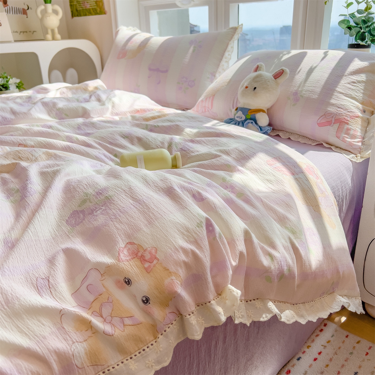 91家纺网 家纺一手货源 找家纺 雯豆家纺2025新品皱皱双层纱四件套镂空花边款三件套 毛球团团