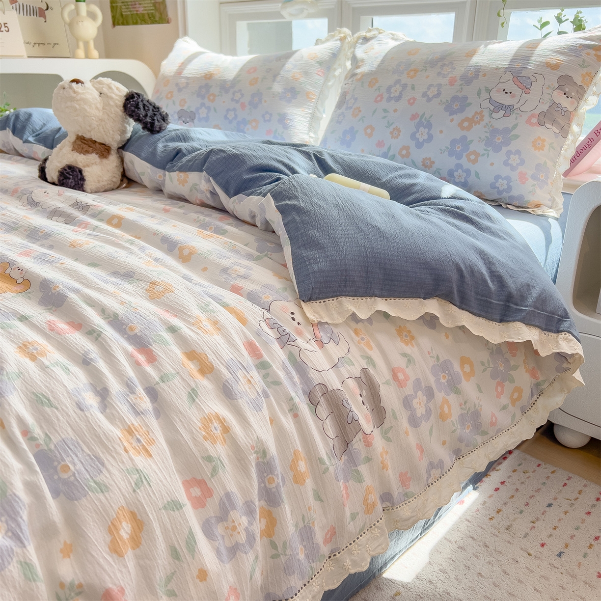 91家纺网 家纺一手货源 找家纺 雯豆家纺2025新品皱皱双层纱四件套镂空花边款三件套 奶萌小狗