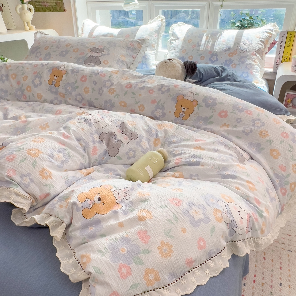 91家纺网 家纺一手货源 找家纺 雯豆家纺2025新品皱皱双层纱四件套镂空花边款三件套 奶萌小狗