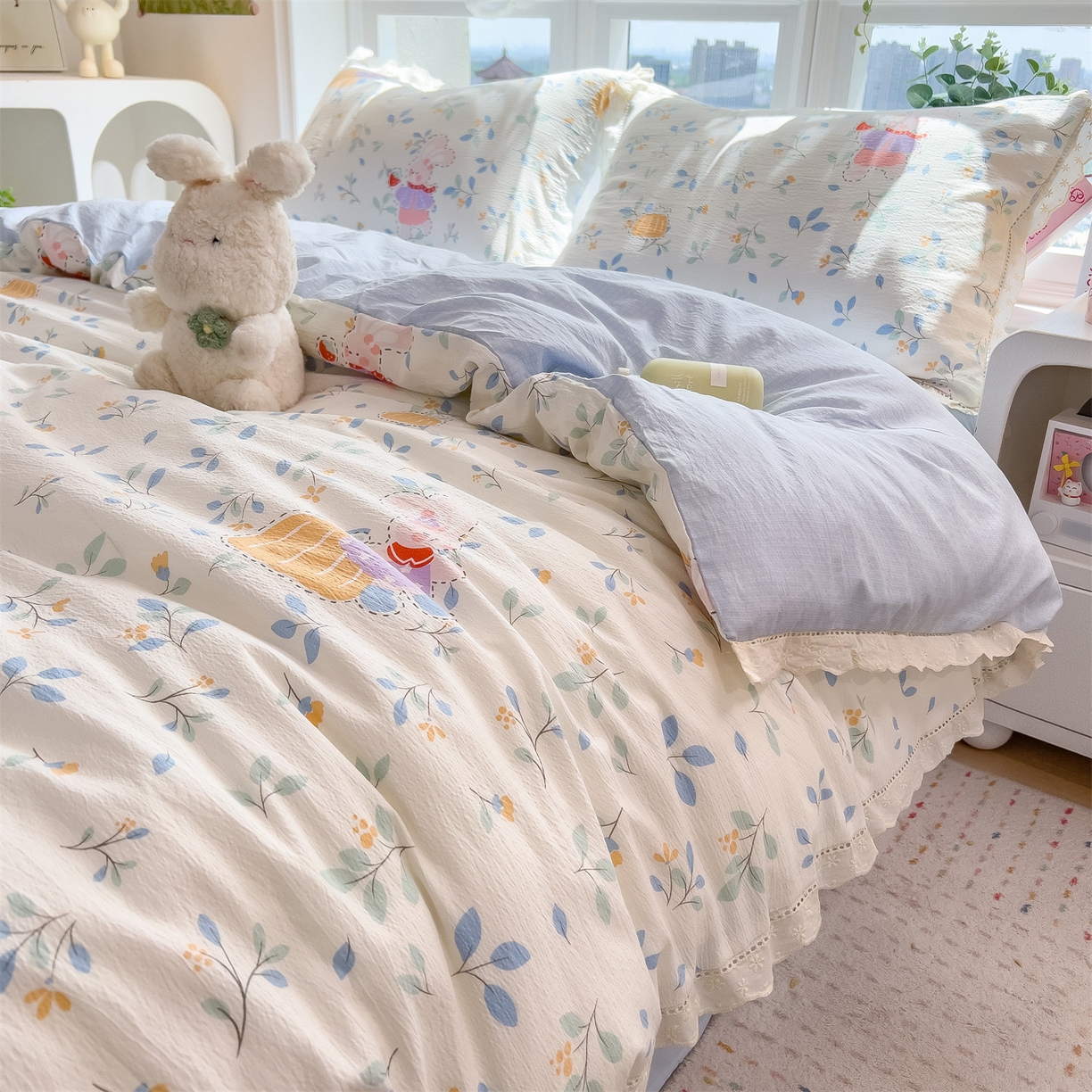 91家纺网 家纺一手货源 找家纺 雯豆家纺2025新品皱皱双层纱四件套镂空花边款三件套 小苍兰