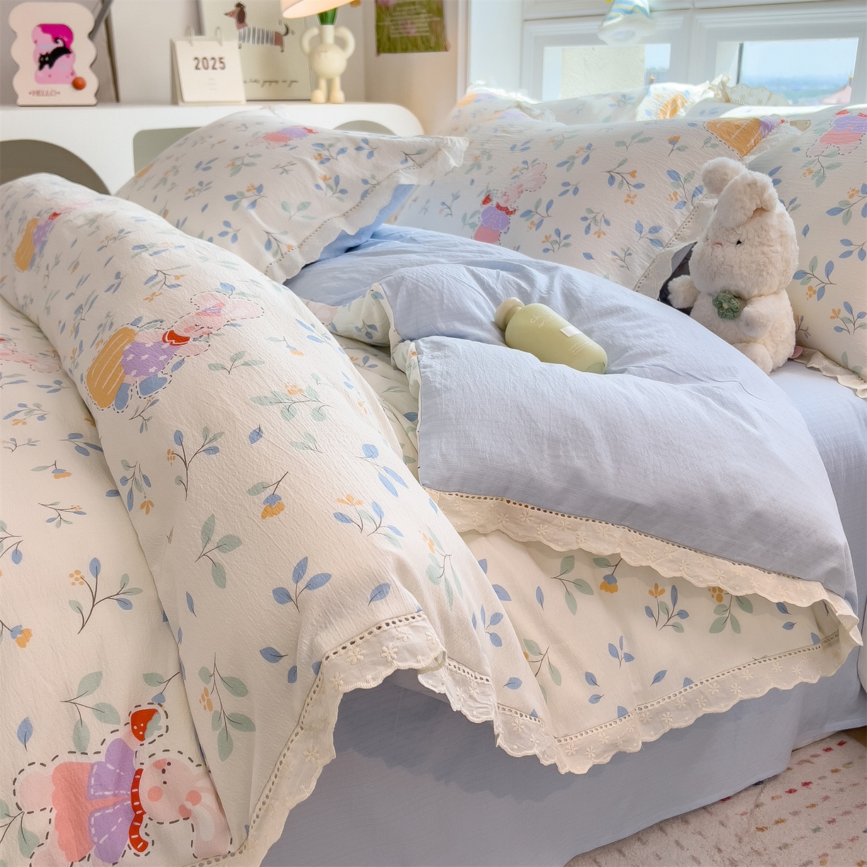 91家纺网 家纺一手货源 找家纺 雯豆家纺2025新品皱皱双层纱四件套镂空花边款三件套 小苍兰