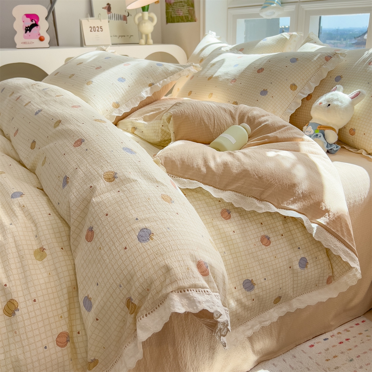 91家纺网 家纺一手货源 找家纺 雯豆家纺2025新品皱皱双层纱四件套镂空花边款三件套 小南瓜