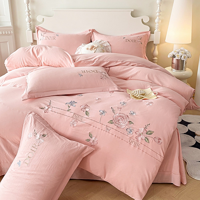 91家纺网 家纺一手货源 找家纺 （总）大麦乐田 2025新款刺绣四件套-玫瑰故事