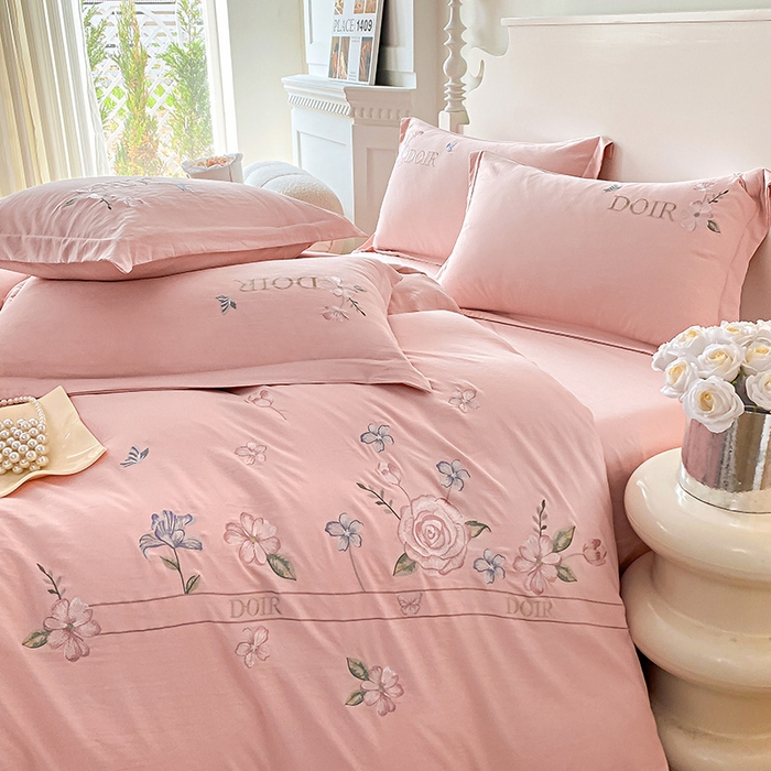 91家纺网 家纺一手货源 找家纺 （总）大麦乐田 2025新款刺绣四件套-玫瑰故事