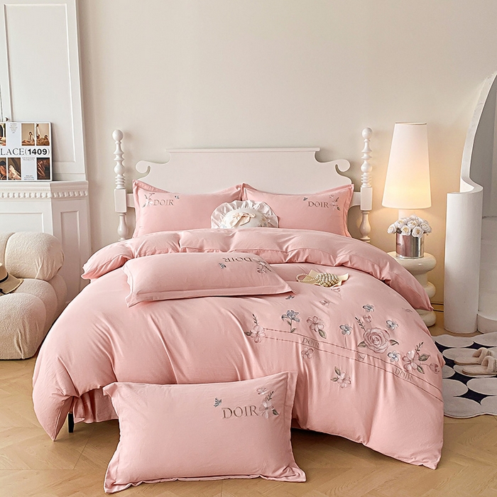 91家纺网 家纺一手货源 找家纺 （总）大麦乐田 2025新款刺绣四件套-玫瑰故事