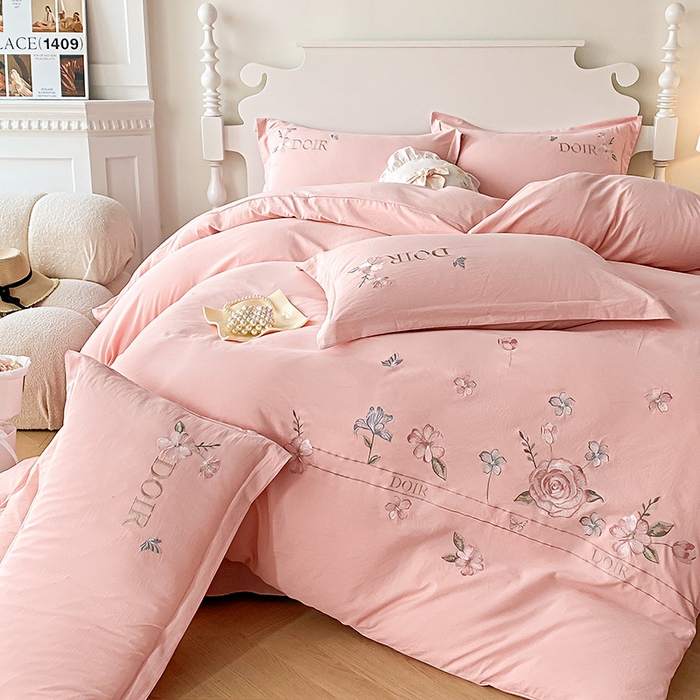 91家纺网 家纺一手货源 找家纺 （总）大麦乐田 2025新款刺绣四件套-玫瑰故事