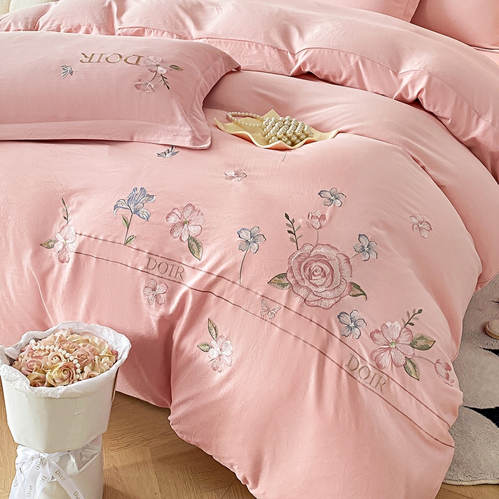 91家纺网 家纺一手货源 找家纺 （总）大麦乐田 2025新款刺绣四件套-玫瑰故事