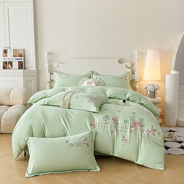 91家纺网 家纺一手货源 找家纺 大麦乐田 2025新款刺绣四件套-玫瑰故事 玫瑰故事-浅绿