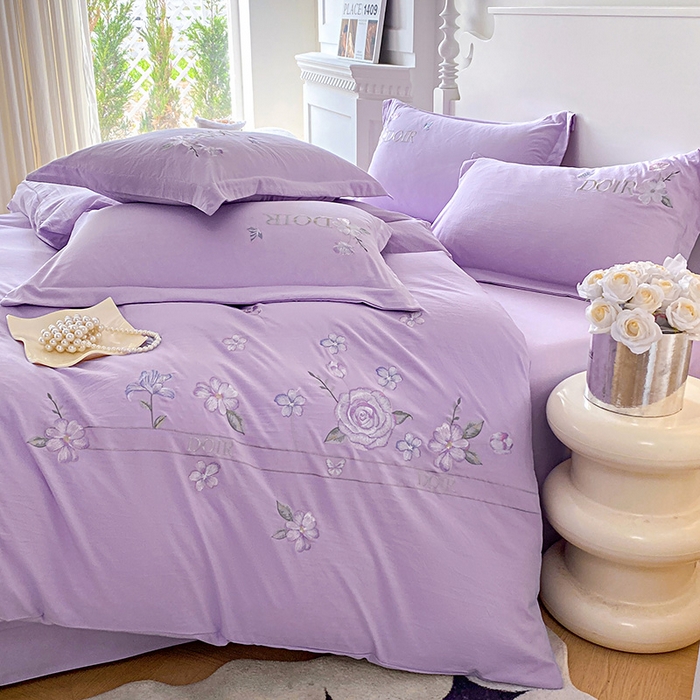 91家纺网 家纺一手货源 找家纺 大麦乐田 2025新款刺绣四件套-玫瑰故事 玫瑰故事-浅紫