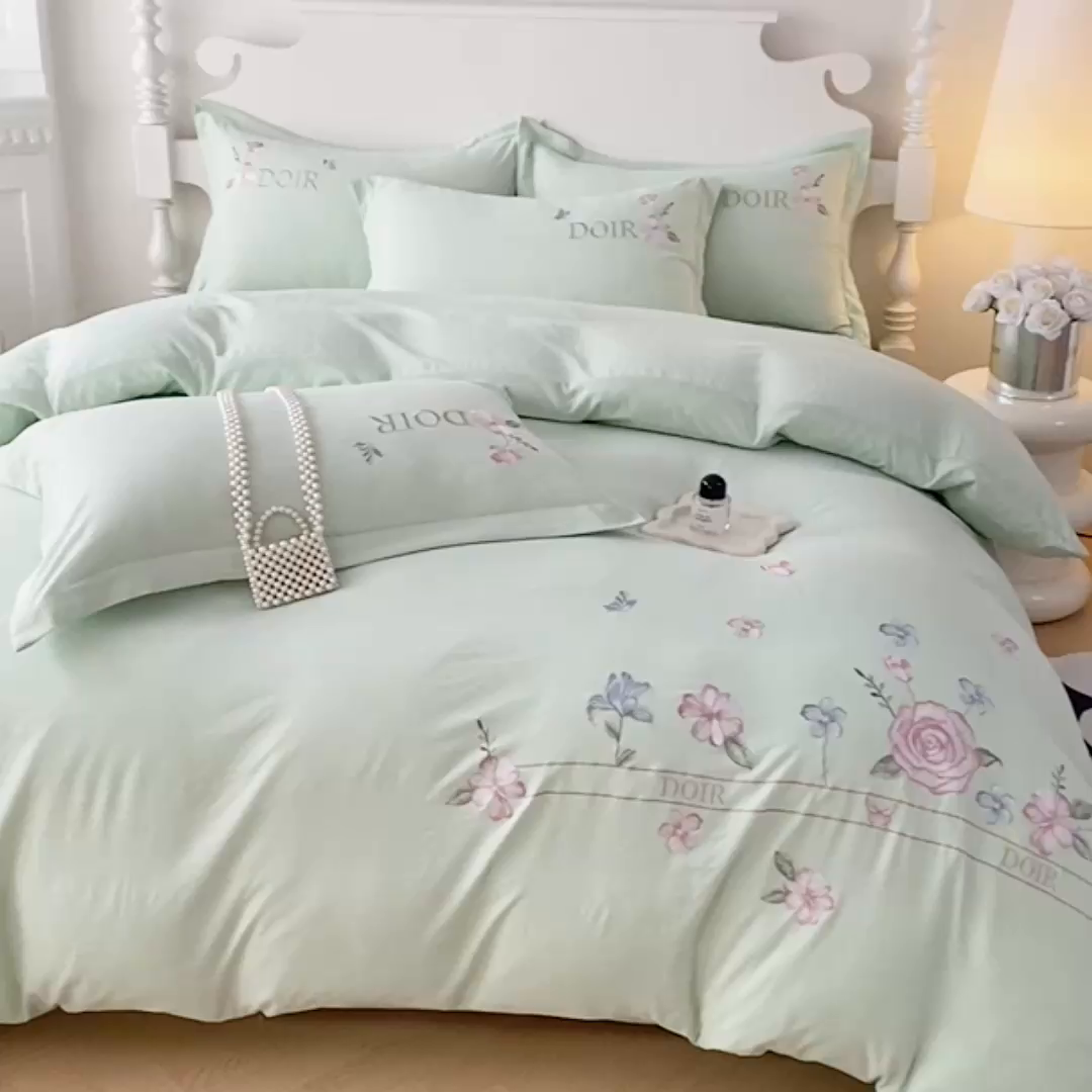 91家纺网 家纺一手货源 找家纺 大麦乐田 2025新款刺绣四件套-玫瑰故事 玫瑰故事-浅绿