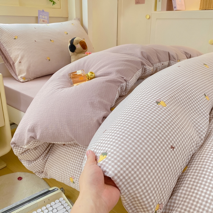 91家纺网 家纺一手货源 找家纺 丽美人家纺 2025新款A类皱皱纱学生宿舍三件套上下铺三件套六件套 QB柏林梦境