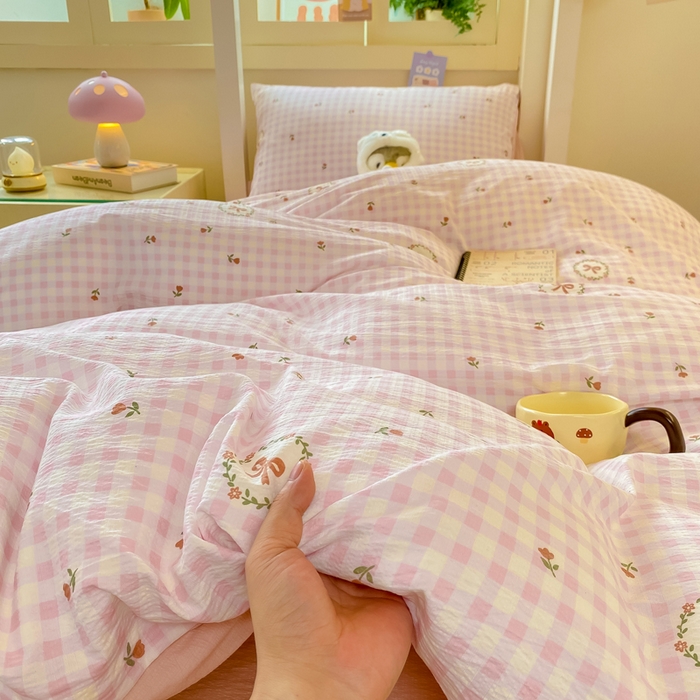 91家纺网 家纺一手货源 找家纺 丽美人家纺 2025新款A类皱皱纱学生宿舍三件套上下铺三件套六件套 QB格子蝴蝶结
