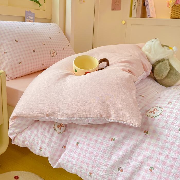 91家纺网 家纺一手货源 找家纺 丽美人家纺 2025新款A类皱皱纱学生宿舍三件套上下铺三件套六件套 QB格子蝴蝶结