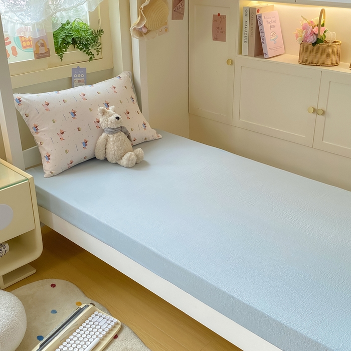 91家纺网 家纺一手货源 找家纺 丽美人家纺 2025新款A类皱皱纱学生宿舍三件套上下铺三件套六件套 QB洛洛小狗