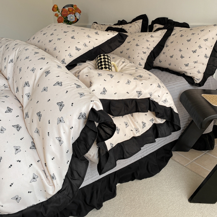 91家纺网 家纺一手货源 找家纺 乐沐家纺 2025新款法式花边夹棉床盖四件套 蝶舞