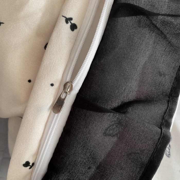 91家纺网 家纺一手货源 找家纺 乐沐家纺 2025新款法式花边夹棉床盖四件套 蝶舞