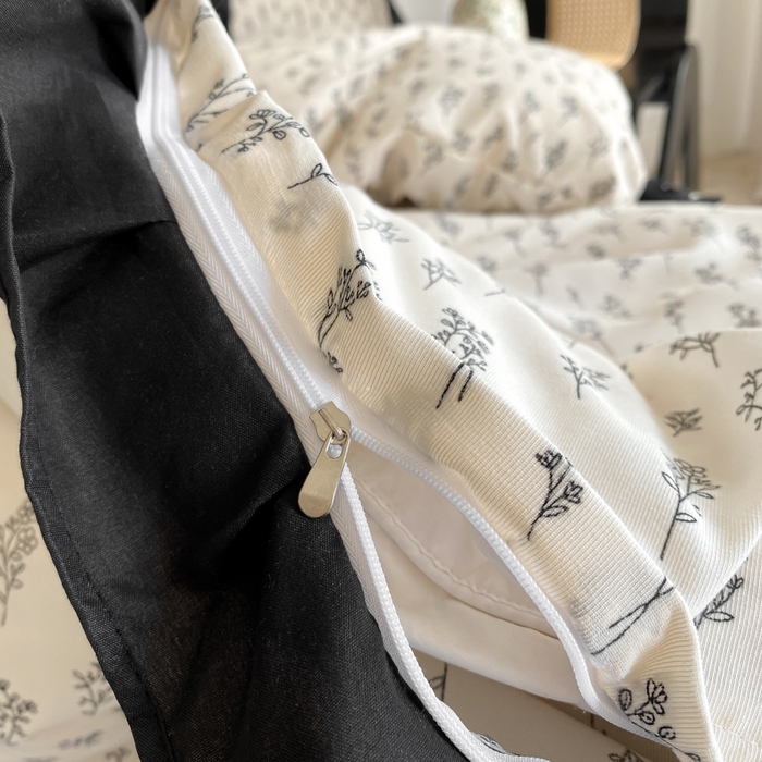 91家纺网 家纺一手货源 找家纺 乐沐家纺 2025新款法式花边夹棉床盖四件套 简韵