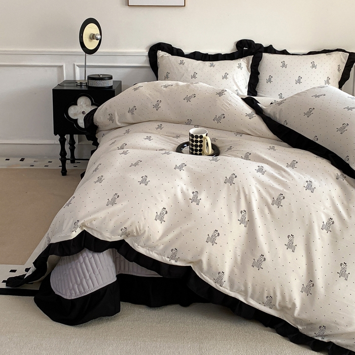 91家纺网 家纺一手货源 找家纺 乐沐家纺 2025新款法式花边夹棉床盖四件套 秘境