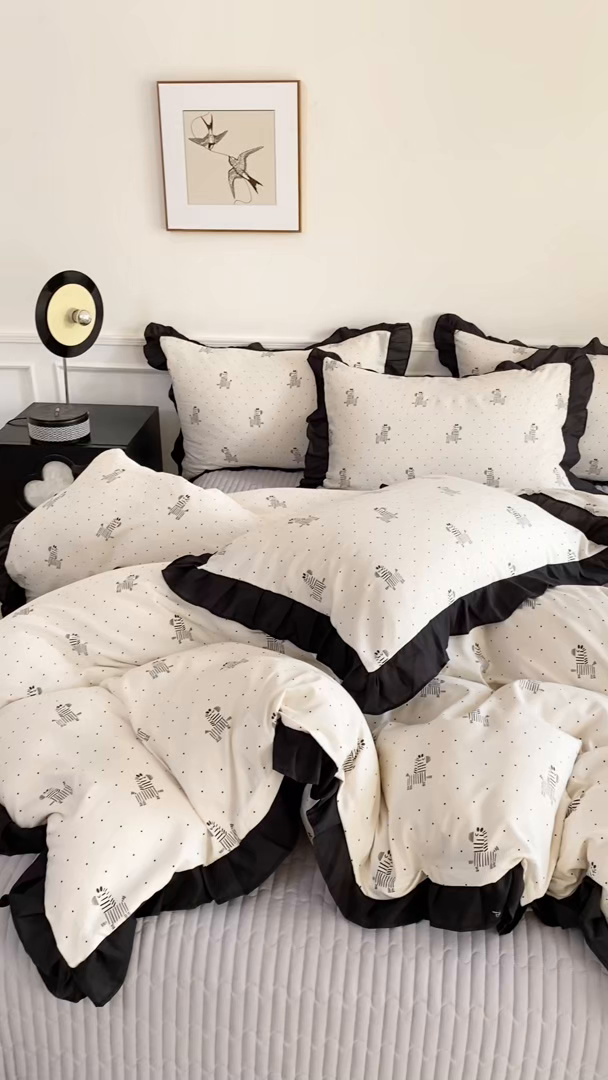 91家纺网 家纺一手货源 找家纺 乐沐家纺 2025新款法式花边夹棉床盖四件套 秘境