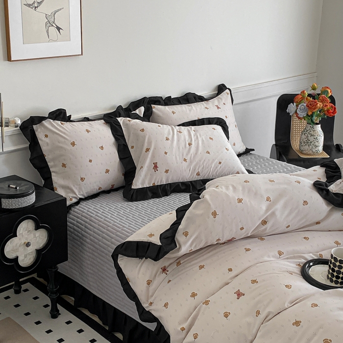 91家纺网 家纺一手货源 找家纺 乐沐家纺 2025新款法式花边夹棉床盖四件套 晚秋